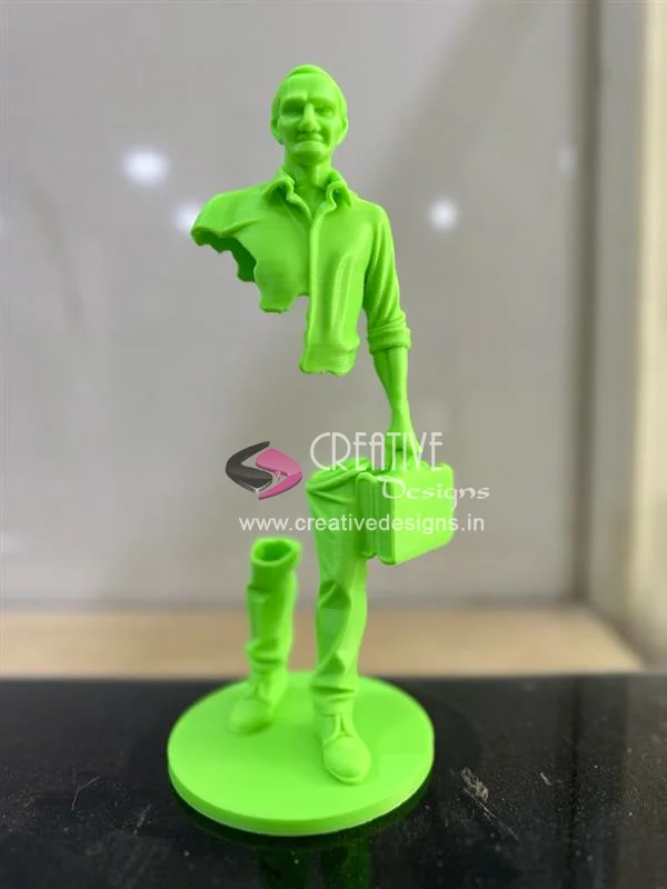 custom-3d-printed-man-with-suitcase-miniature-vizag